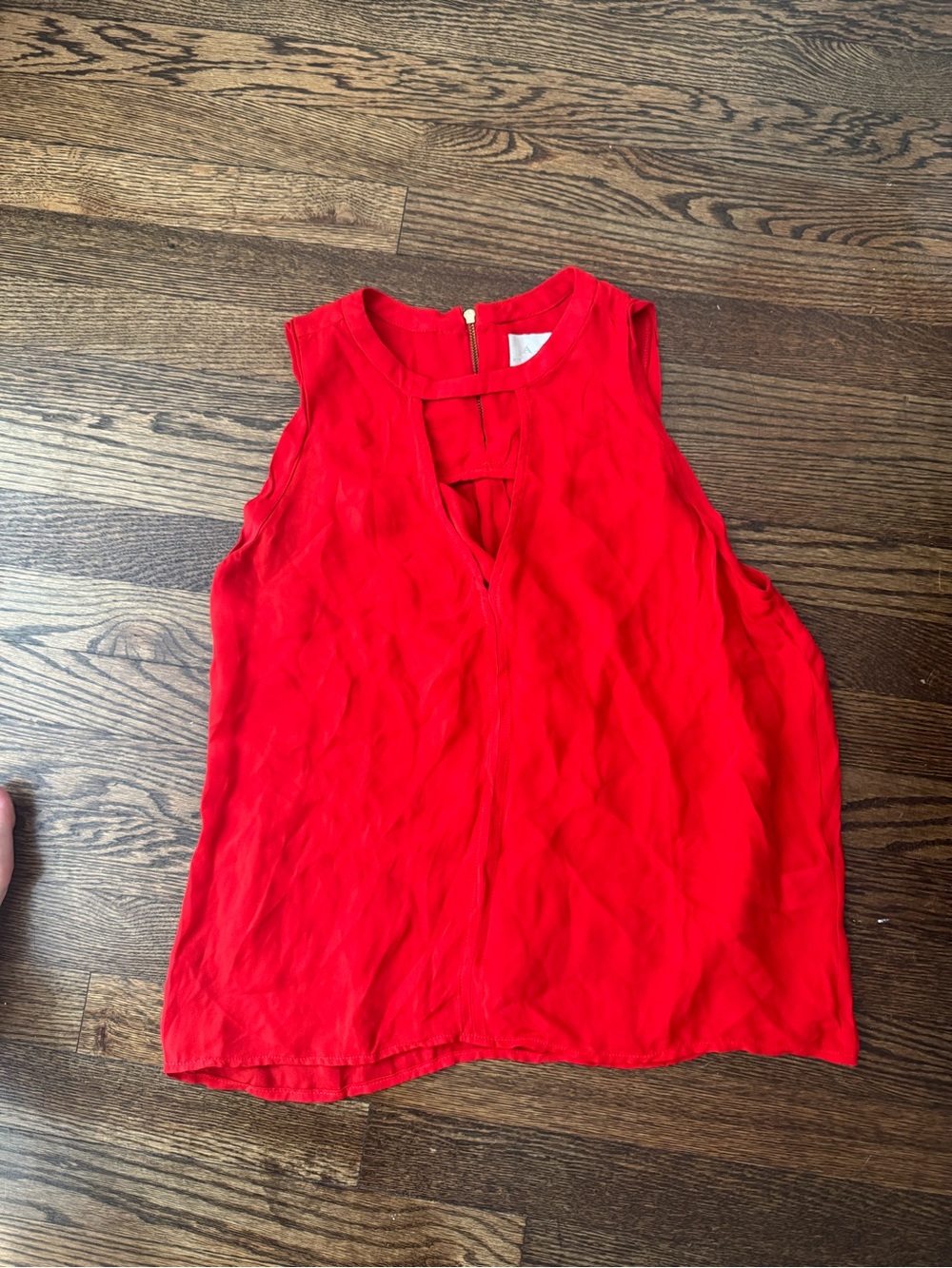 A.L.C. 100% Silk Vibrant Red Sleeveless V-Neck Camisole